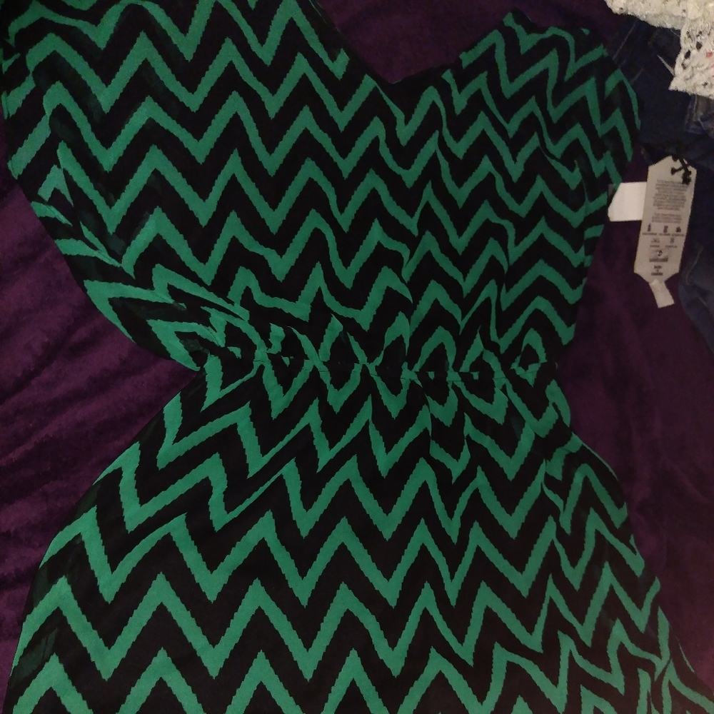 Green black shear min 👗